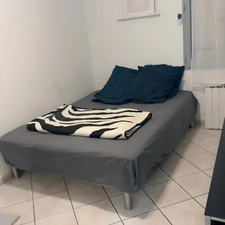 6 Couchages Agde Proche De Tous Apartment Exterior photo
